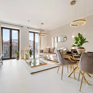 Apartment Lux Living - Stilvolles Wohnen Im Zentrum, Stuttgart