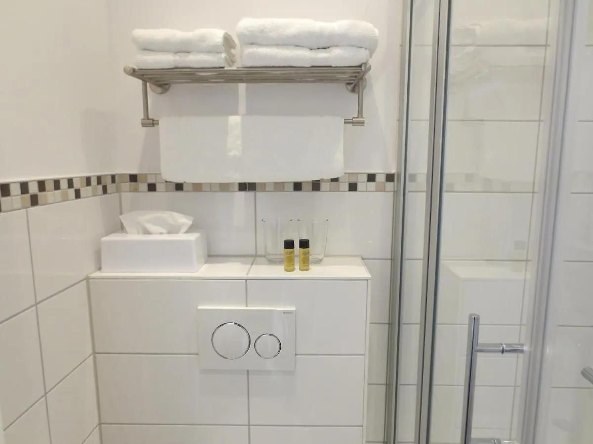 Apartment List Five - Your British Guesthouse Stuttgart