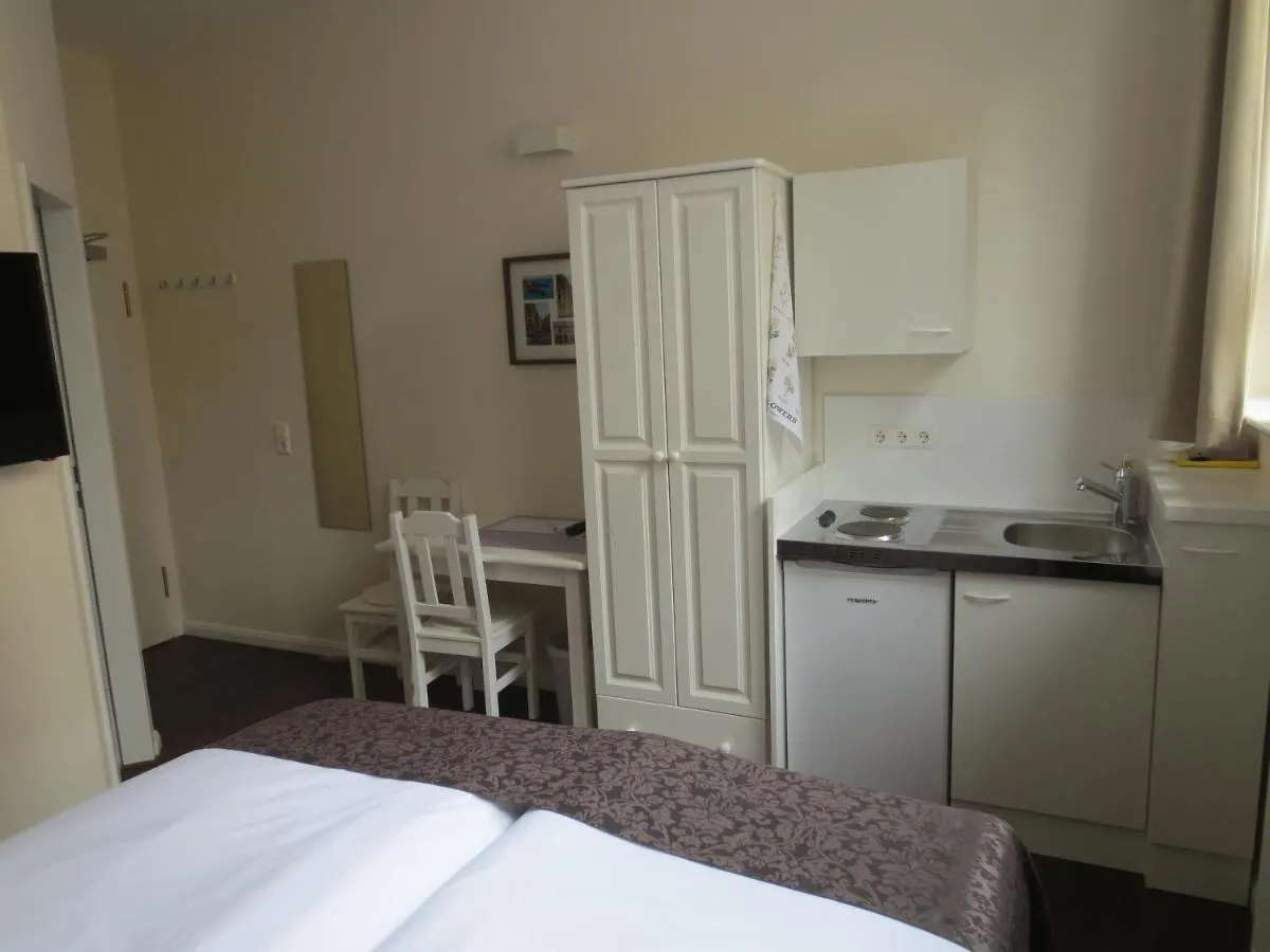 Apartment List Five - Your British Guesthouse Stuttgart Germany