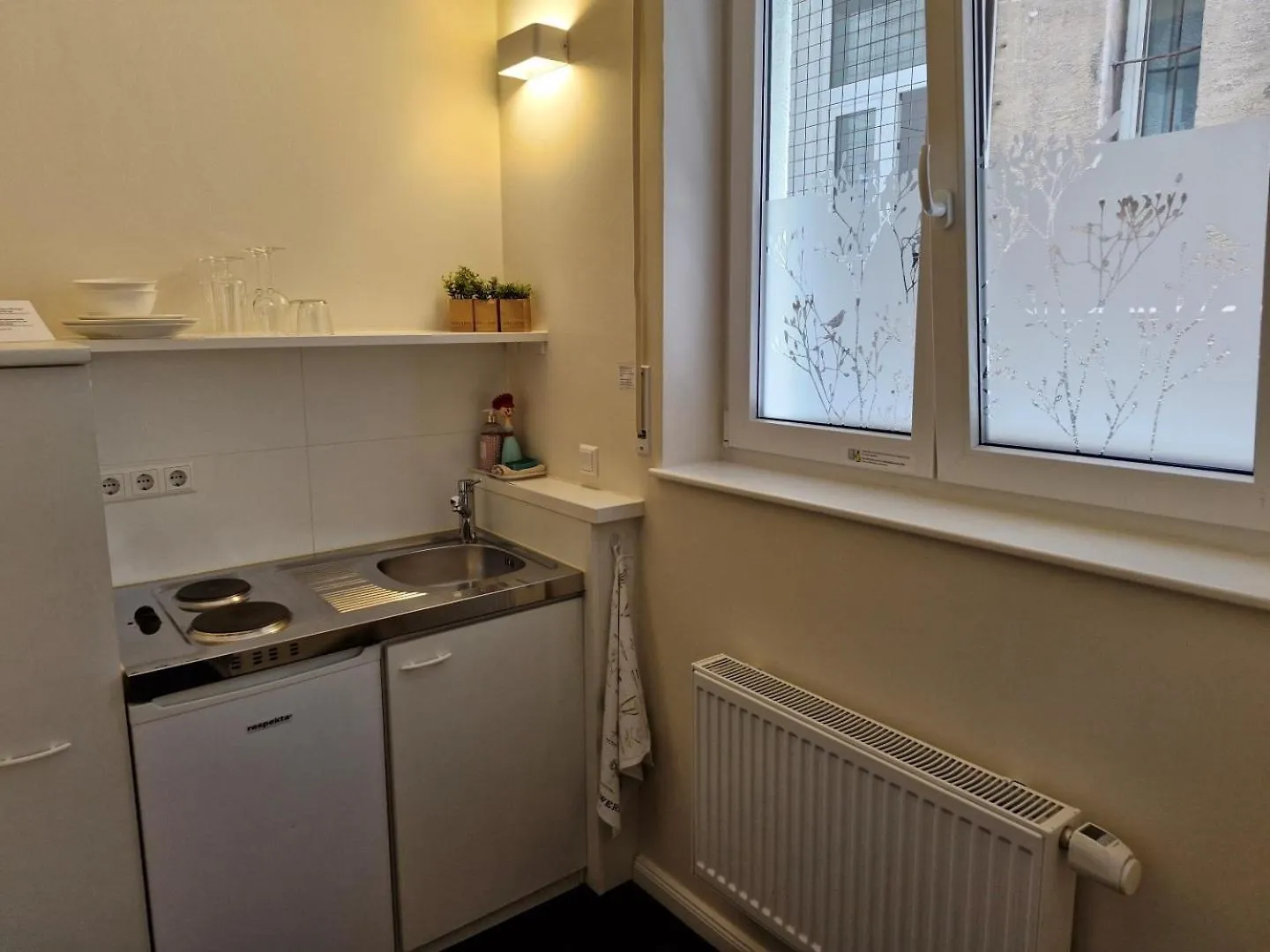 Apartment List Five - Your British Guesthouse Stuttgart Germany
