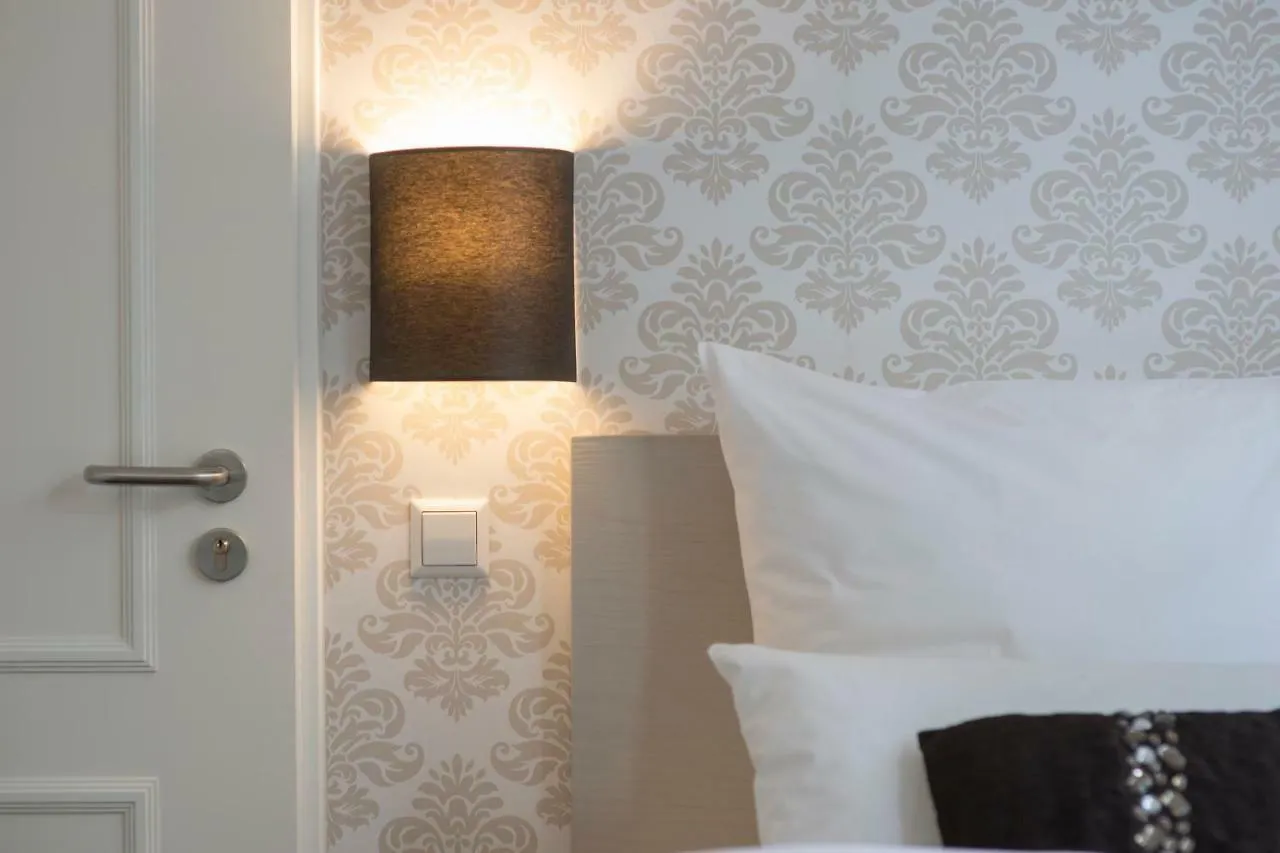 List Five - Your British Guesthouse Stuttgart 0*,  Germany